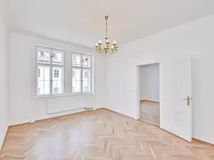 Pronájem bytu 3+1, Praha - Malá Strana, Karmelitská, 95 m2