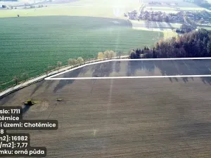 Prodej pole, Chotěmice, 16982 m2