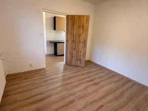 Pronájem bytu 3+1, Chomutov, Skalková, 60 m2