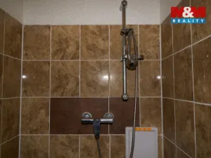 Pronájem obchodního prostoru, Teplice - Trnovany, Masarykova třída, 200 m2