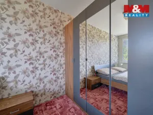 Prodej bytu 3+1, Broumov - Olivětín, Dukelská, 53 m2