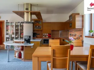 Prodej rodinného domu, Příkazy, 236 m2