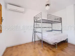 Prodej vícegeneračního domu, Alicante, Španělsko, 78 m2