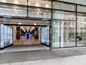 Pronájem obchodního prostoru, Praha, Na Poříčí, 310 m2