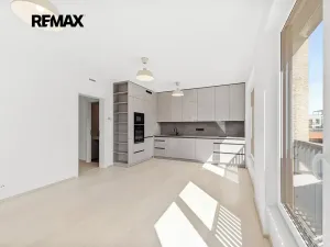 Pronájem bytu 3+kk, Praha - Hloubětín, Poděbradská, 77 m2