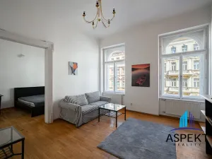 Pronájem bytu 3+1, Praha - Nové Město, Tyršova, 100 m2