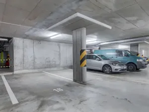 Prodej garážového stání, Praha - Žižkov, Olgy Havlové, 13 m2