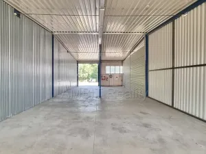 Pronájem výrobních prostor, Praha, Poděbradská, 250 m2