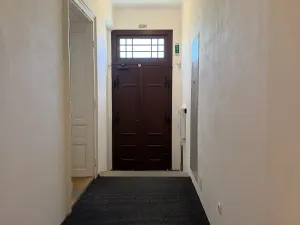 Pronájem obchodního prostoru, Kroměříž, Komenského náměstí, 32 m2