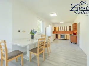 Prodej rodinného domu, Nespeky, Na Mělách, 278 m2