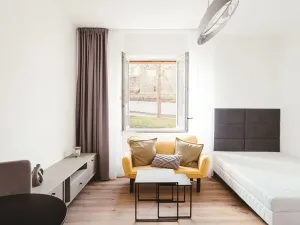 Pronájem bytu 1+kk, Praha - Strašnice, Petrovická, 23 m2