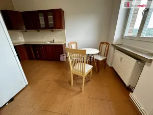Pronájem bytu 2+1, Zlín, třída Tomáše Bati, 65 m2