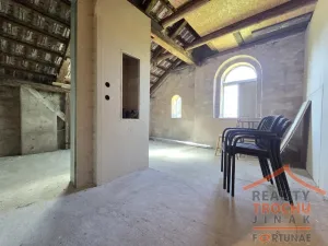 Prodej rodinného domu, Meziměstí - Starostín, 390 m2