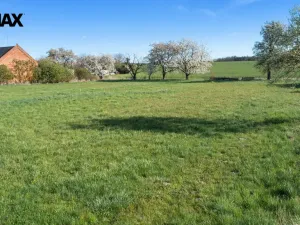 Prodej pozemku pro bydlení, Mžany, 863 m2