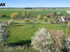 Prodej pozemku pro bydlení, Mžany, 863 m2