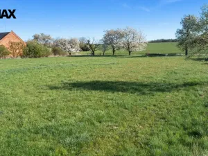 Prodej pozemku pro bydlení, Mžany, 863 m2