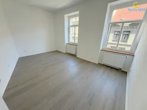 Pronájem bytu 4+kk, Praha - Žižkov, Chelčického, 118 m2