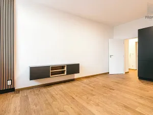 Pronájem bytu 2+kk, Brno, Stavební, 56 m2