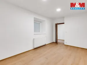 Prodej rodinného domu, Lochovice, 162 m2