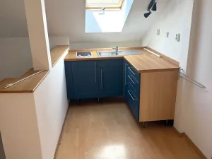 Pronájem kanceláře, Třebíč - Jejkov, Smila Osovského, 250 m2