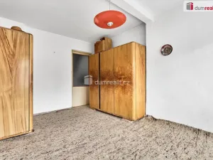 Prodej rodinného domu, Plesná, 923 m2