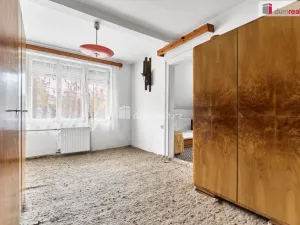 Prodej rodinného domu, Plesná, 923 m2