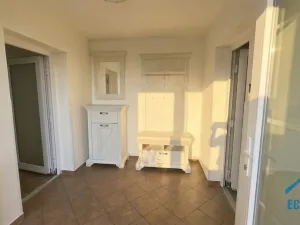 Pronájem rodinného domu, Jesenice - Osnice, Magnoliová, 227 m2