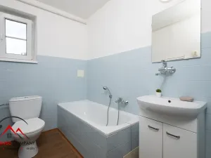 Pronájem bytu 1+1, Ostrava, Newtonova, 41 m2