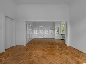 Prodej vily, Praha - Bubeneč, Heineho, 726 m2