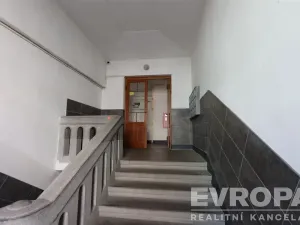 Pronájem bytu 3+1, Praha - Karlín, Vítkova, 98 m2