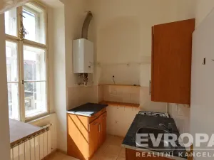 Pronájem bytu 3+1, Praha - Karlín, Vítkova, 98 m2