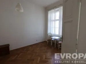 Pronájem bytu 3+1, Praha - Karlín, Vítkova, 98 m2