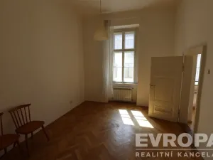 Pronájem bytu 3+1, Praha - Karlín, Vítkova, 98 m2