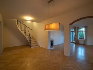 Pronájem rodinného domu, Praha - Nebušice, Malý dvůr, 250 m2