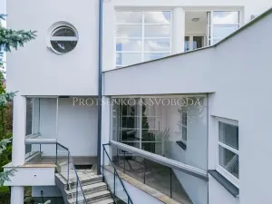Prodej vily, Křižanov, Benešovo náměstí, 530 m2