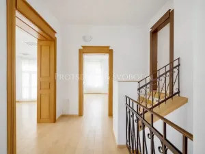 Prodej ubytování, Mělník, Českolipská, 418 m2