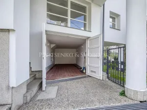 Prodej kanceláře, Křižanov, Benešovo náměstí, 530 m2