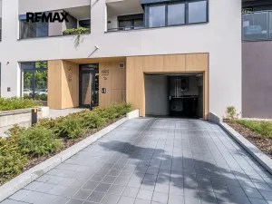 Pronájem bytu 2+kk, Praha - Kamýk, Zimova, 58 m2