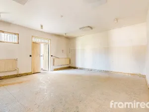 Prodej obchodního prostoru, Lhota Rapotina, 245 m2