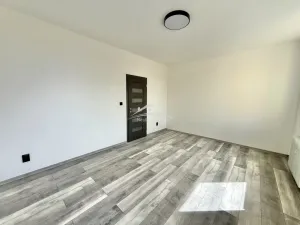 Pronájem bytu 3+1, Tábor, Kpt. Jaroše, 63 m2