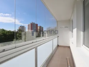 Pronájem bytu 3+kk, Praha, Třeboradická, 68 m2