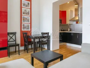 Pronájem bytu 1+1, Praha - Žižkov, Táboritská, 31 m2