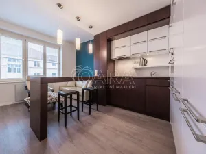 Pronájem bytu 2+kk, Praha - Vysočany, Novovysočanská, 48 m2