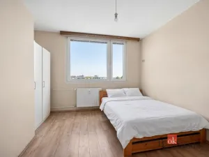 Prodej bytu 3+1, Praha - Újezd nad Lesy, Miletická, 67 m2