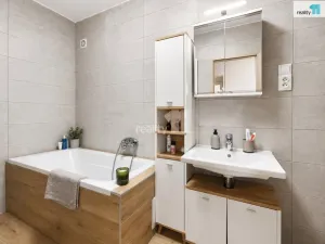 Prodej rodinného domu, Křičeň, 206 m2