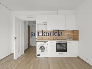 Pronájem bytu 1+kk, Brno, Trnitá, 24 m2