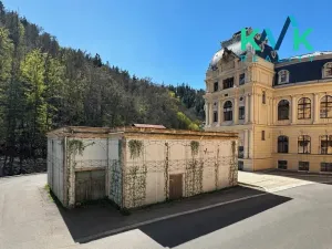 Prodej bytu 3+1, Karlovy Vary, Mariánskolázeňská, 69 m2