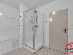 Prodej bytu 2+1, Praha - Řepy, Makovského, 67 m2