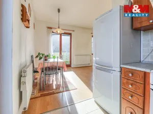 Prodej bytu 1+kk, Černošice, Komenského, 45 m2