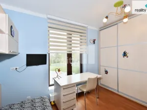 Prodej bytu 4+kk, Praha - Hloubětín, Nademlejnská, 93 m2